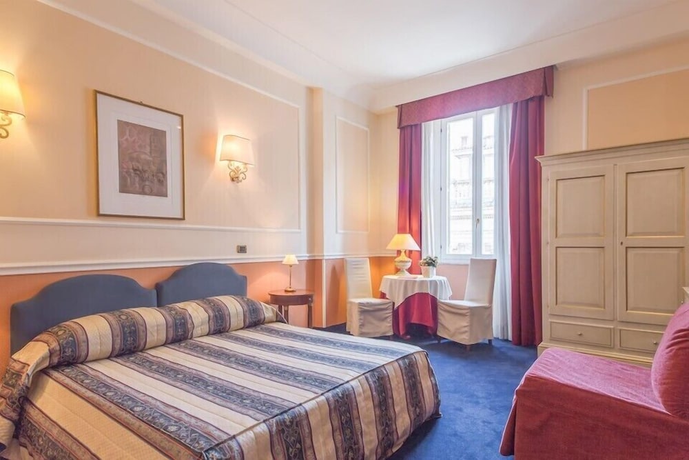 Antico Palazzo Rospigliosi — Hotel rooms in Rome, Lazio