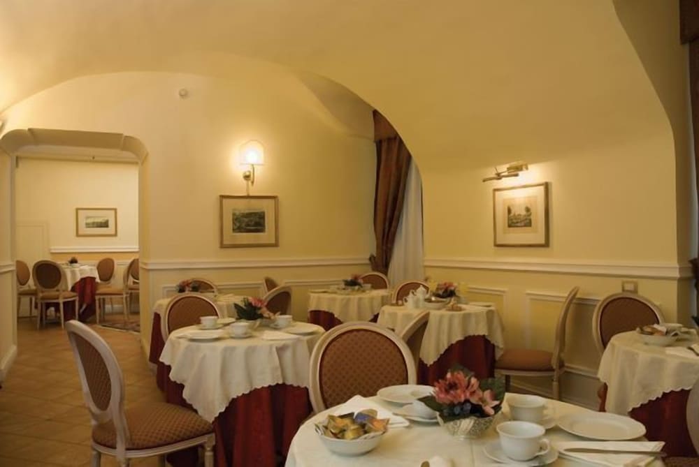 Antico Palazzo Rospigliosi — Restaurant & bars in Rome, Lazio