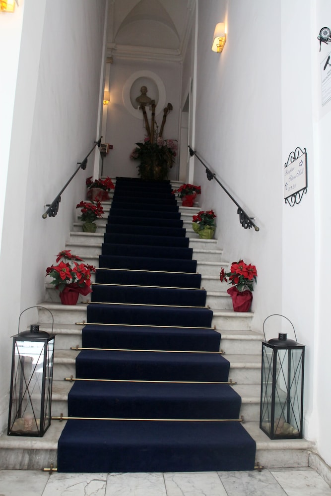 Antico Palazzo Rospigliosi — Hotel building in Rome, Lazio