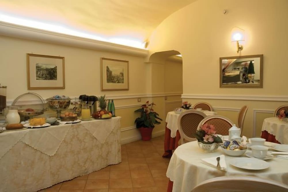 Antico Palazzo Rospigliosi — Restaurant & bars in Rome, Lazio