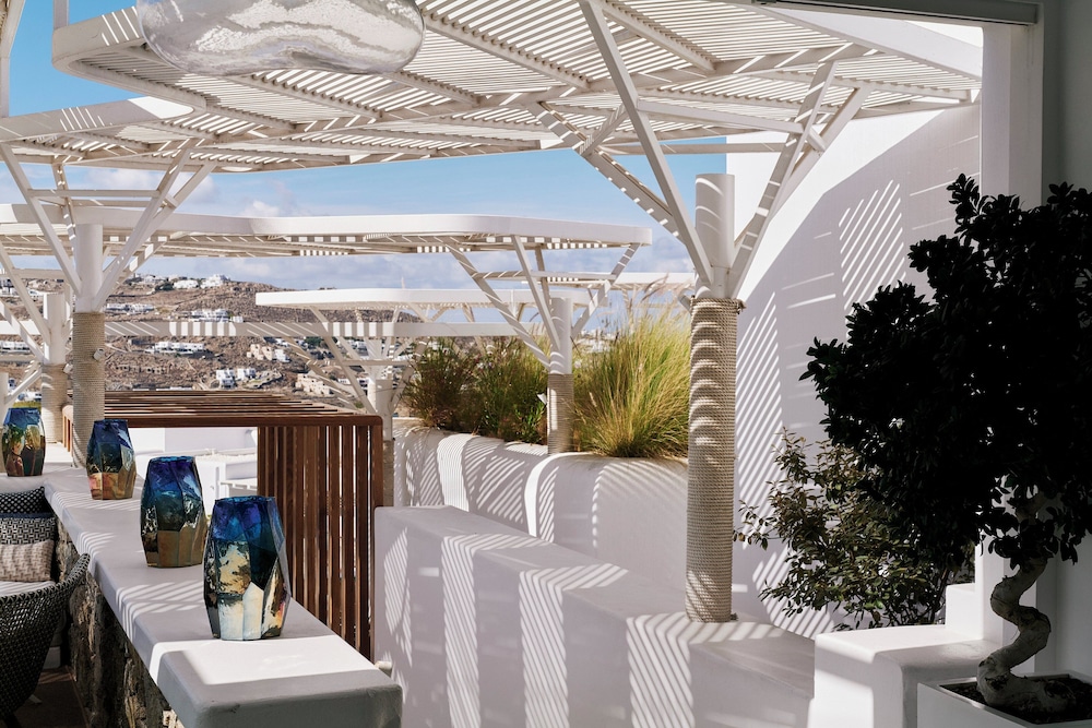 Myconian Kyma, a Member of Design Hotels — Hotel building in Mykonos Town, South Aegean