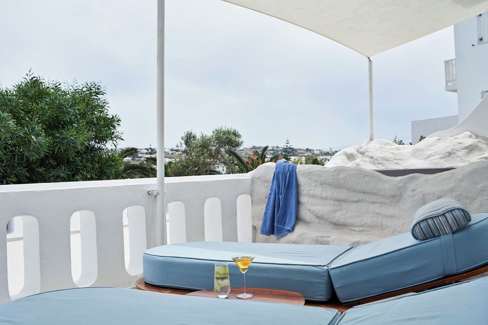 Myconian Kyma, a Member of Design Hotels — Hotel rooms in Mykonos Town, South Aegean