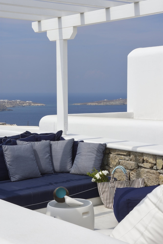 Myconian Kyma, a Member of Design Hotels — Hotel building in Mykonos Town, South Aegean