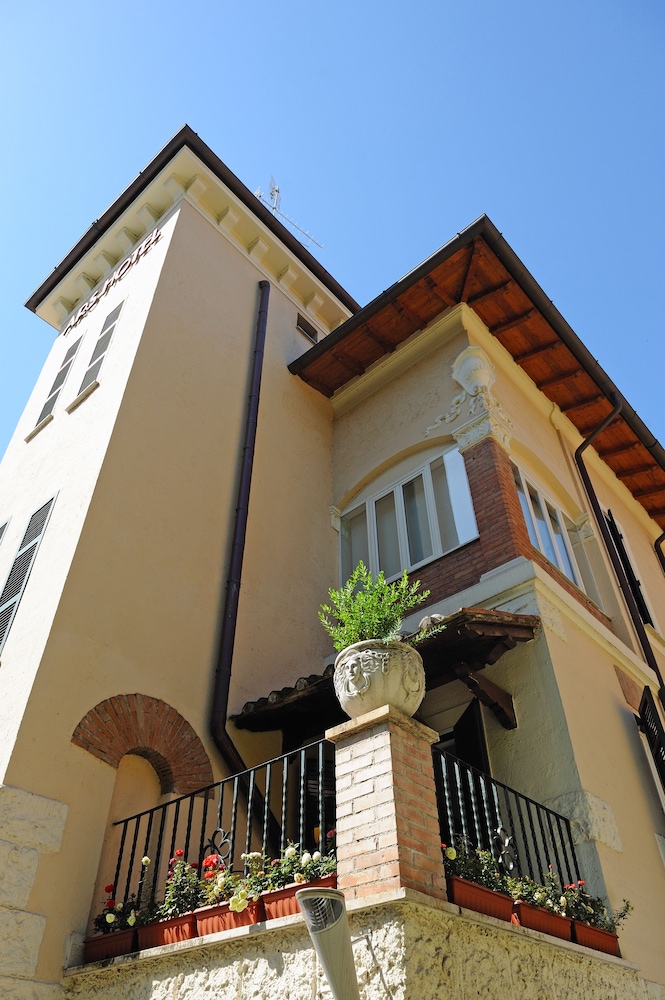 Best Western Ars Hotel — Hotel building in Rome, Lazio