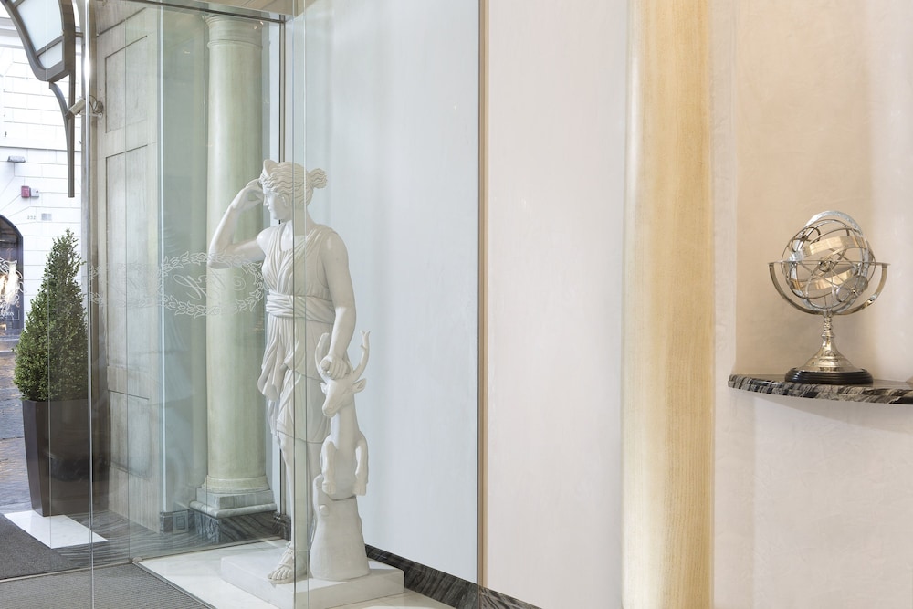 Hotel Artemide — Hotel building in Rome, Lazio