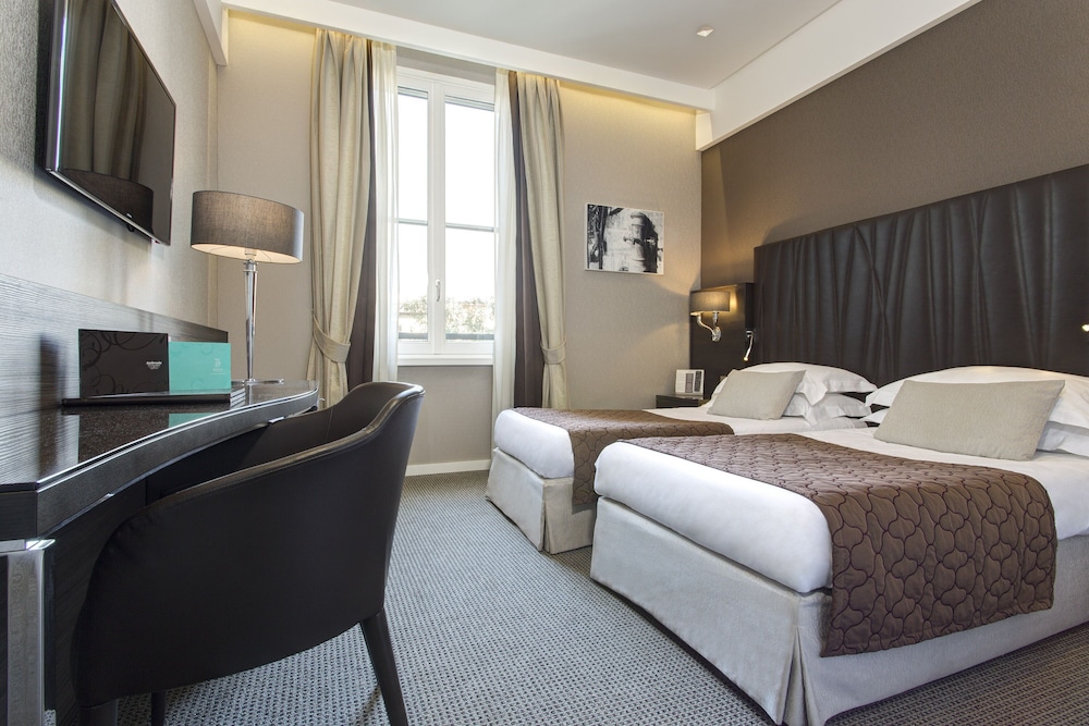 Hotel Artemide — Hotel rooms in Rome, Lazio