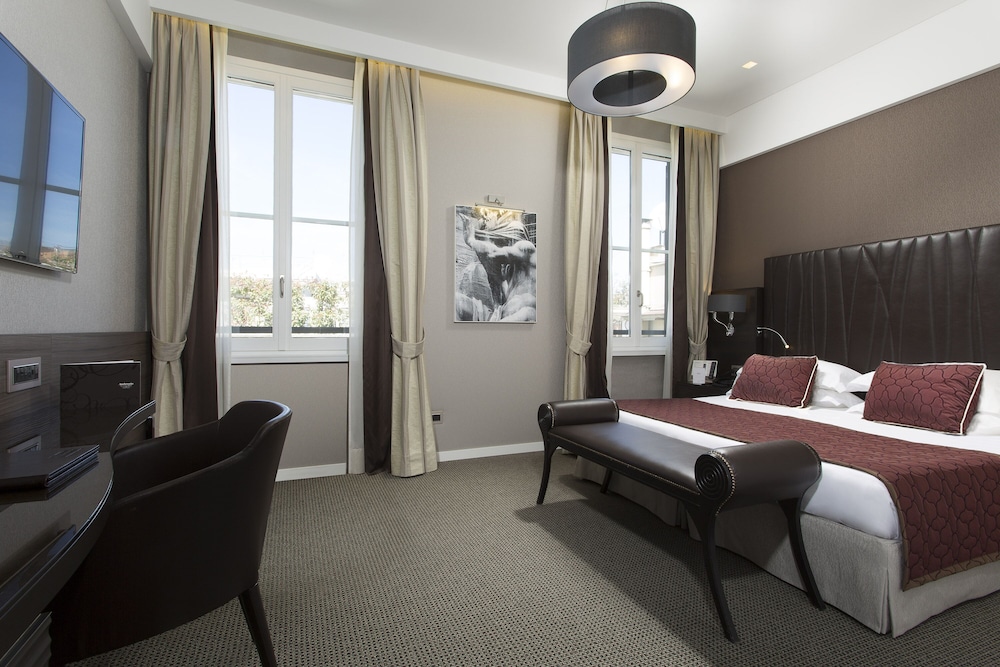 Hotel Artemide — Hotel rooms in Rome, Lazio