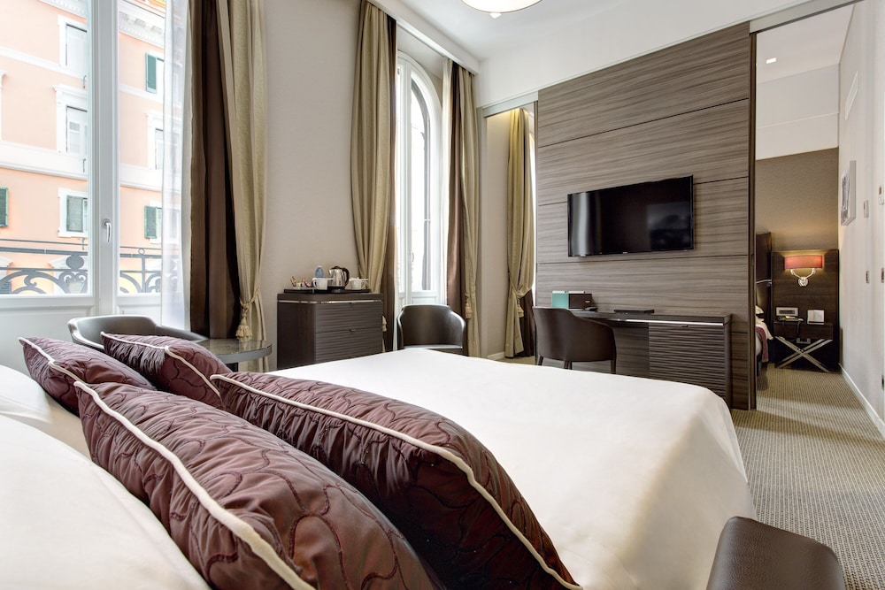 Hotel Artemide — Hotel rooms in Rome, Lazio
