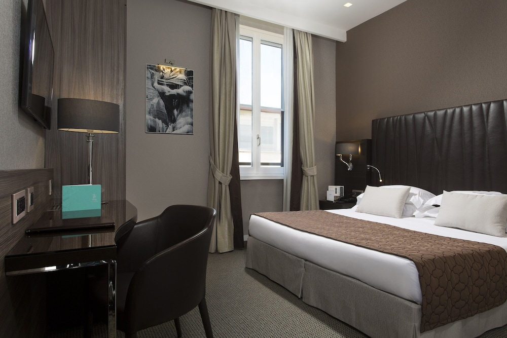 Hotel Artemide — Hotel rooms in Rome, Lazio