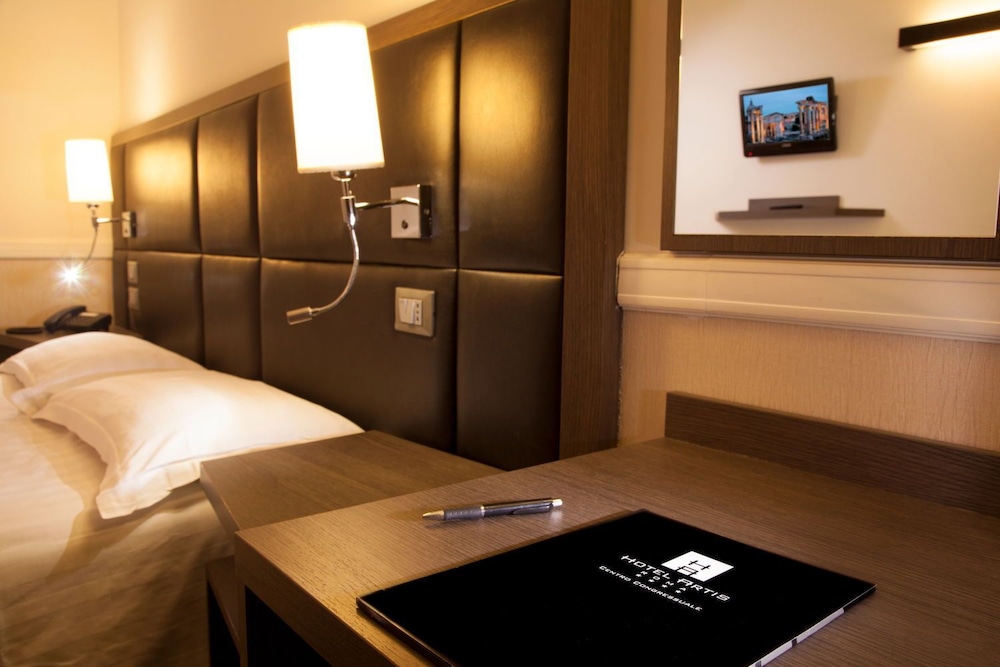 Hotel Artis — Hotel rooms in Rome, Lazio
