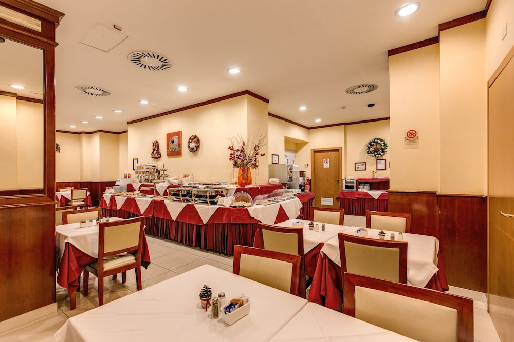 Augusta Lucilla Palace — Restaurant & bars in Rome, Lazio
