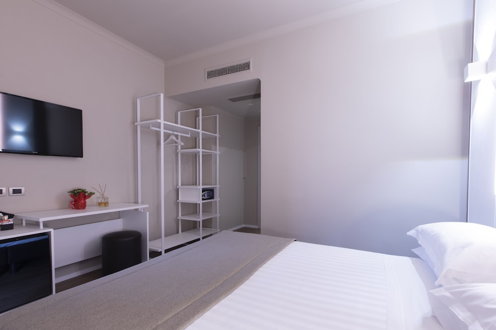 Garner Hotel Rome Aurelia by IHG — Hotel rooms in Rome, Lazio