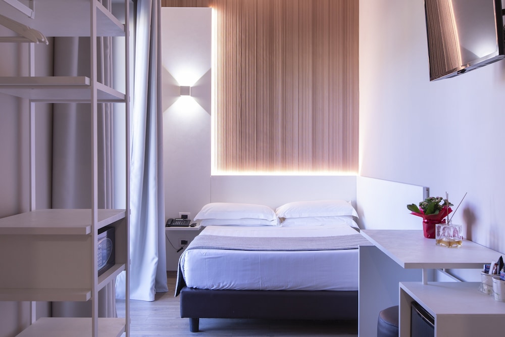 Garner Hotel Rome Aurelia by IHG — Hotel rooms in Rome, Lazio