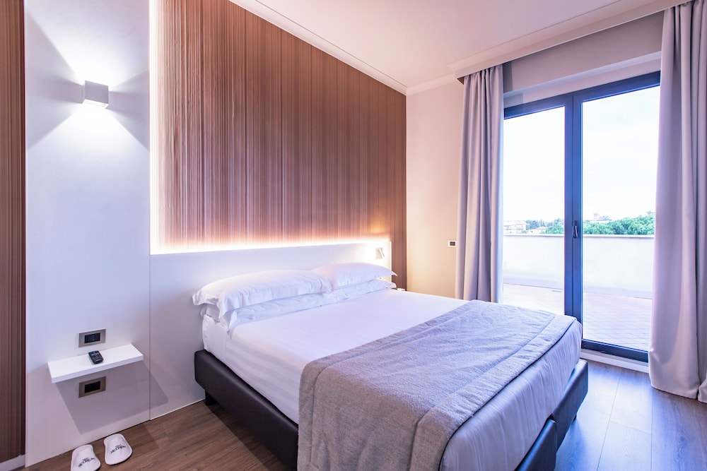 Garner Hotel Rome Aurelia by IHG — Hotel rooms in Rome, Lazio