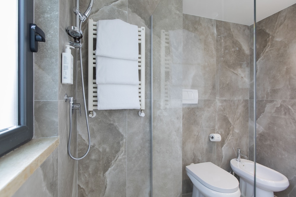Garner Hotel Rome Aurelia by IHG — Hotel rooms in Rome, Lazio