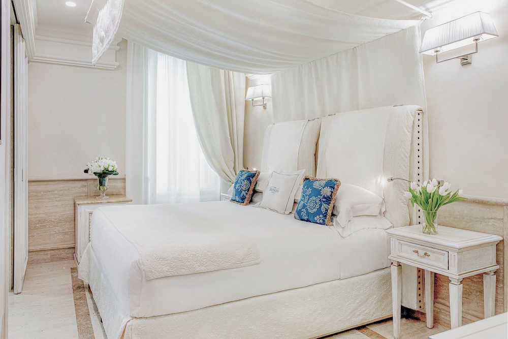 Hotel Barocco — Hotel rooms in Rome, Lazio