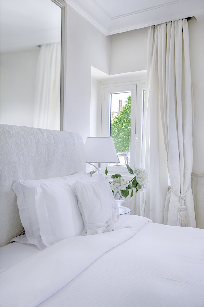 Hotel Barocco — Hotel rooms in Rome, Lazio