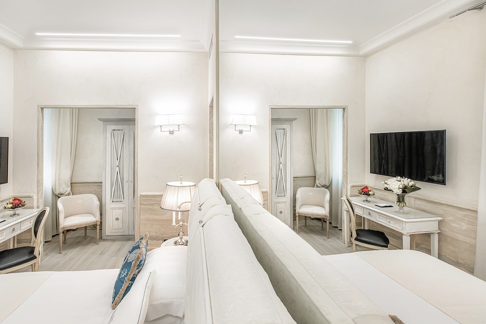 Hotel Barocco — Hotel rooms in Rome, Lazio