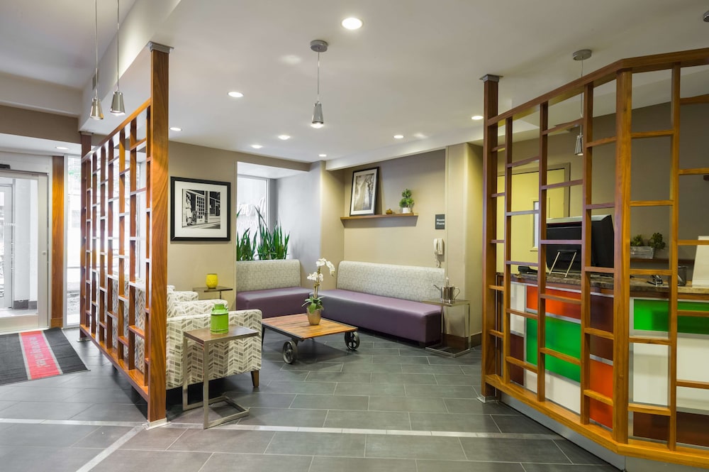 Hampton Inn Manhattan-Chelsea — Hotel building in New York City, New York State