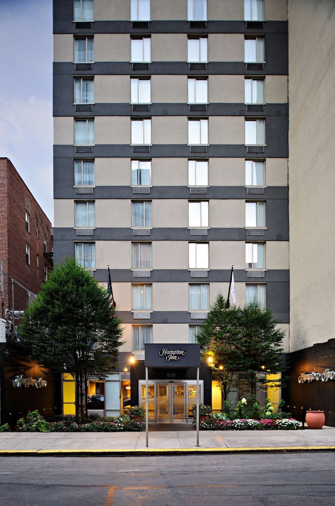 Hampton Inn Manhattan-Chelsea — Hotel building in New York City, New York State