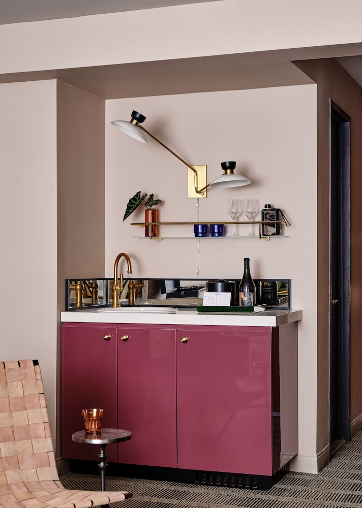 Romer Hell's Kitchen — Hotel rooms in New York City, New York State