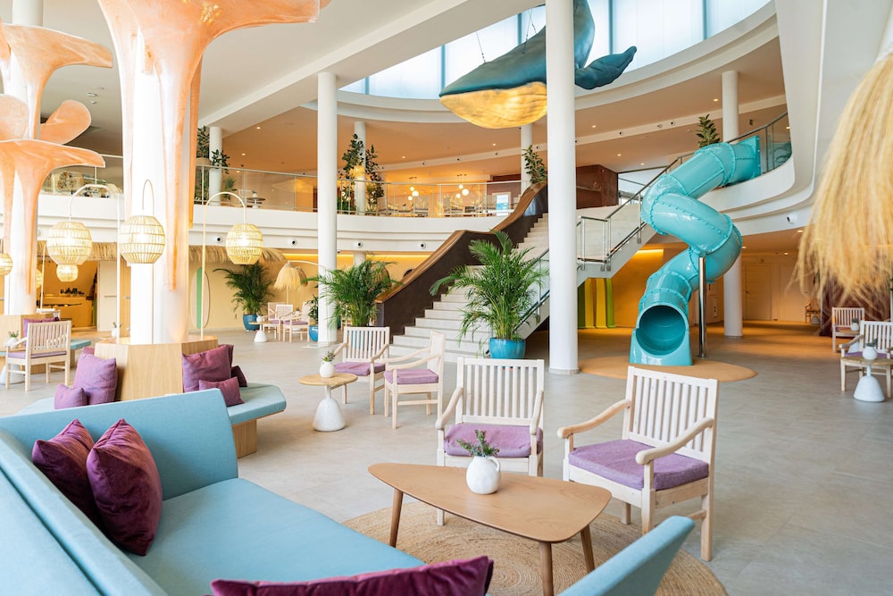 Iberostar Waves Gaviotas Park -All Inclusive — Attractions for children in Esquinzo, Canary Islands