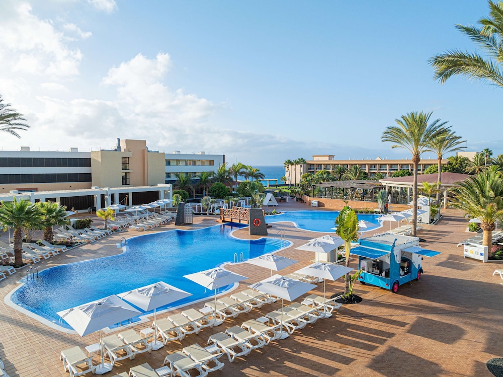 Iberostar Waves Gaviotas Park -All Inclusive — Swimming pool in Esquinzo, Canary Islands