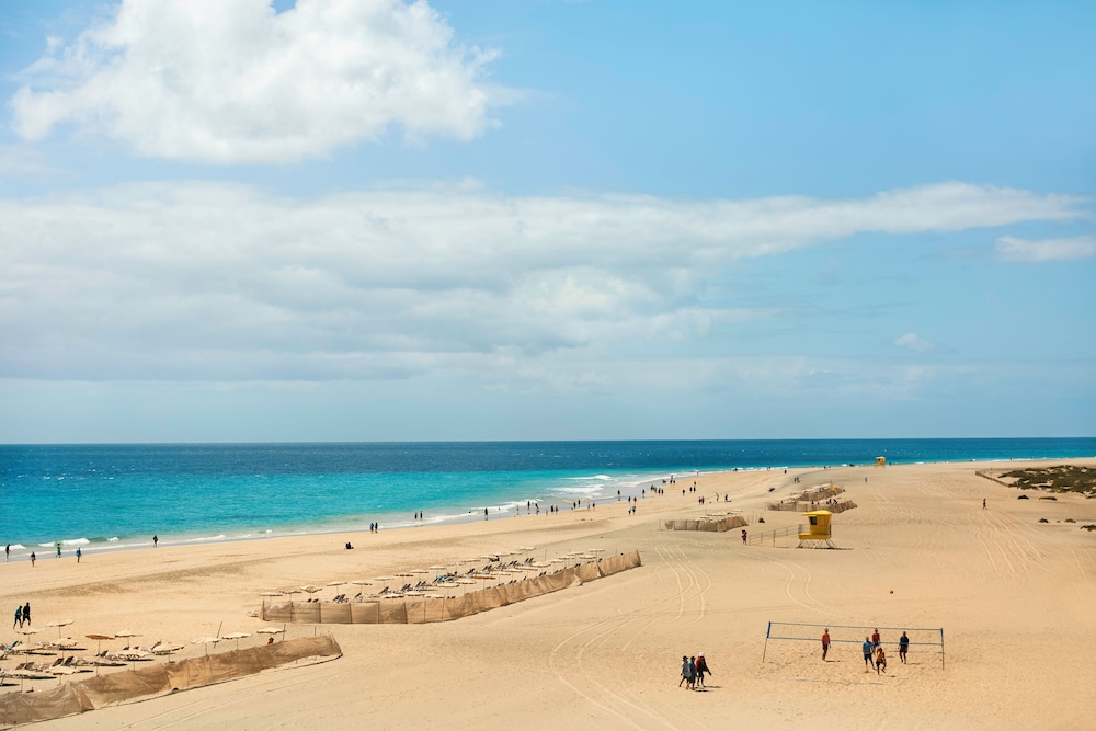 Iberostar Waves Gaviotas Park -All Inclusive — Beach in Esquinzo, Canary Islands