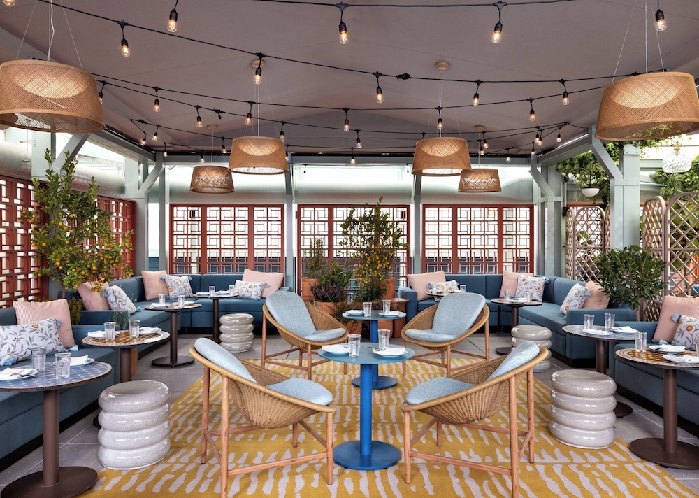 Kimpton Theta New York - Times Square by IHG — Restaurant & bars in New York City, New York State