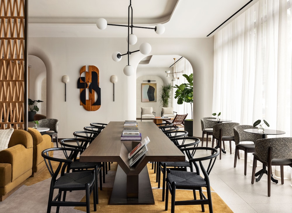 Kimpton Theta New York - Times Square by IHG — Restaurant & bars in New York City, New York State