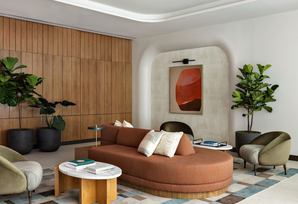 Kimpton Theta New York - Times Square by IHG — Hotel rooms in New York City, New York State
