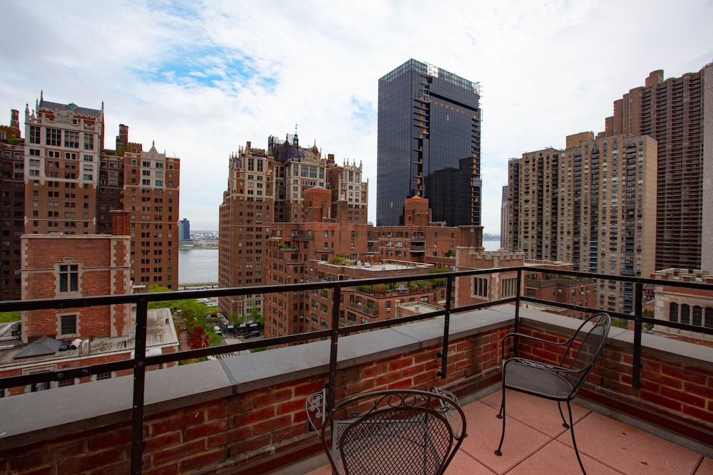 Westgate New York Grand Central — Hotel building in New York City, New York State