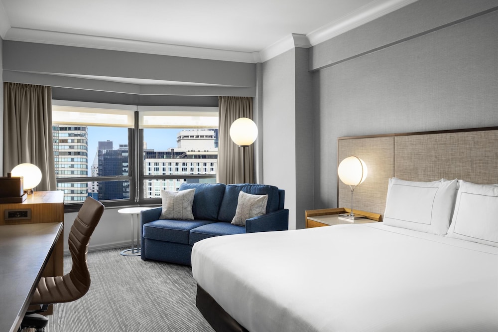 New York Hilton Midtown — Hotel rooms in New York City, New York State