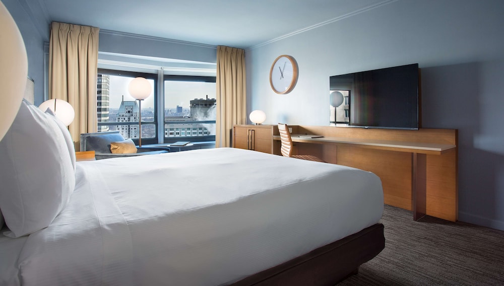 New York Hilton Midtown — Hotel rooms in New York City, New York State