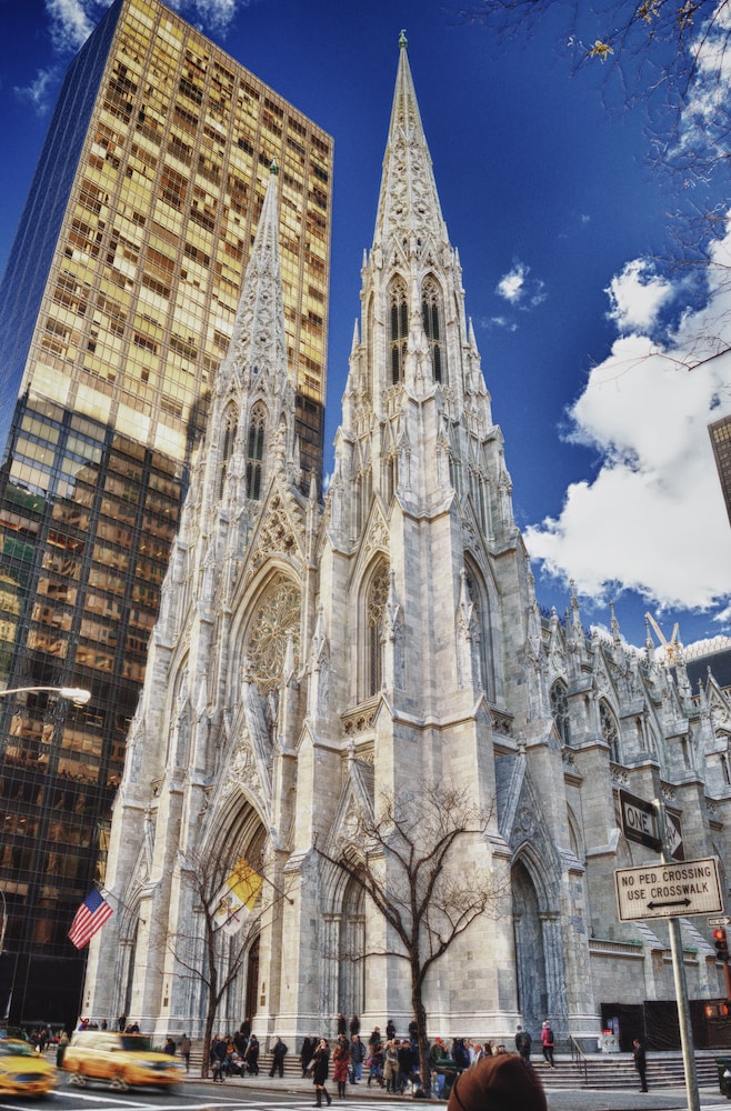 New York Hilton Midtown — Attractions in the area in New York City, New York State