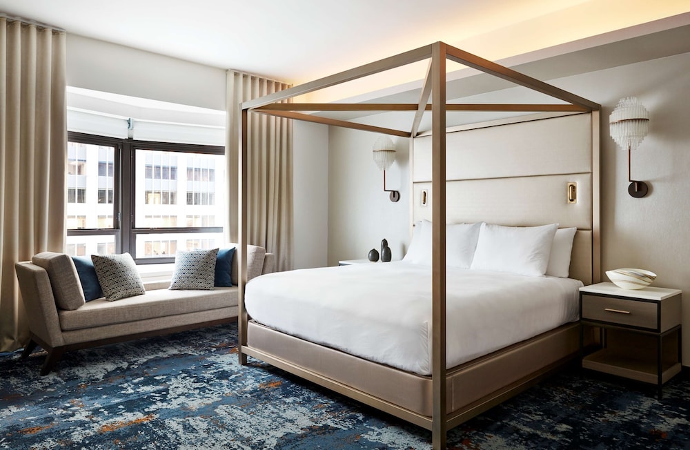 New York Hilton Midtown — Hotel rooms in New York City, New York State