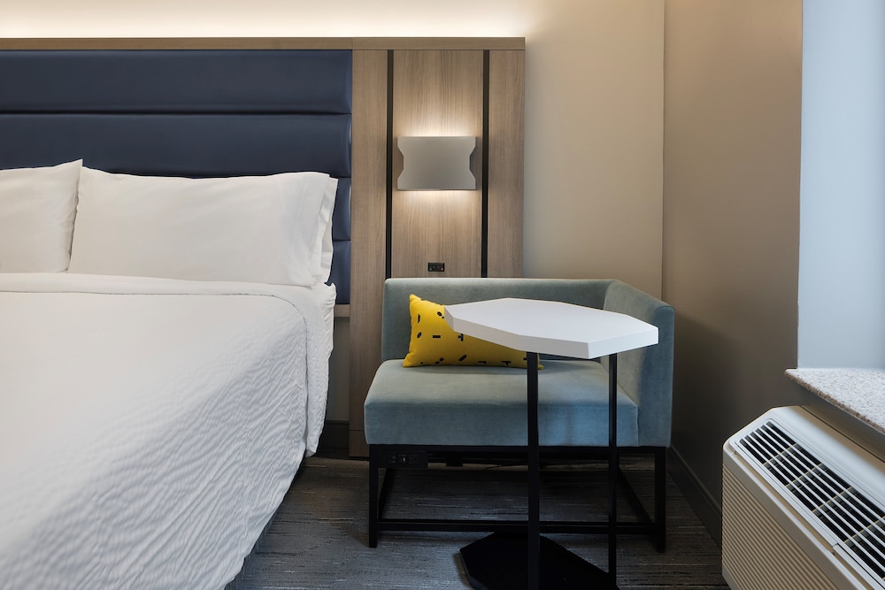 Holiday Inn Express NYC Chelsea – NoMad Area by IHG — Hotel rooms in New York City, New York State