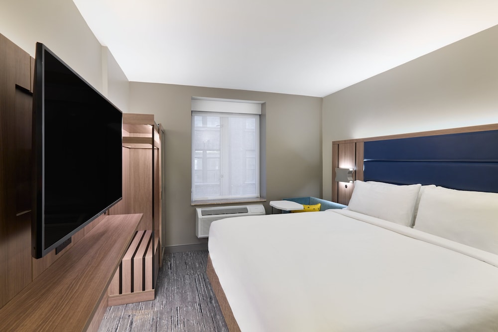 Holiday Inn Express NYC Chelsea – NoMad Area by IHG — Hotel rooms in New York City, New York State