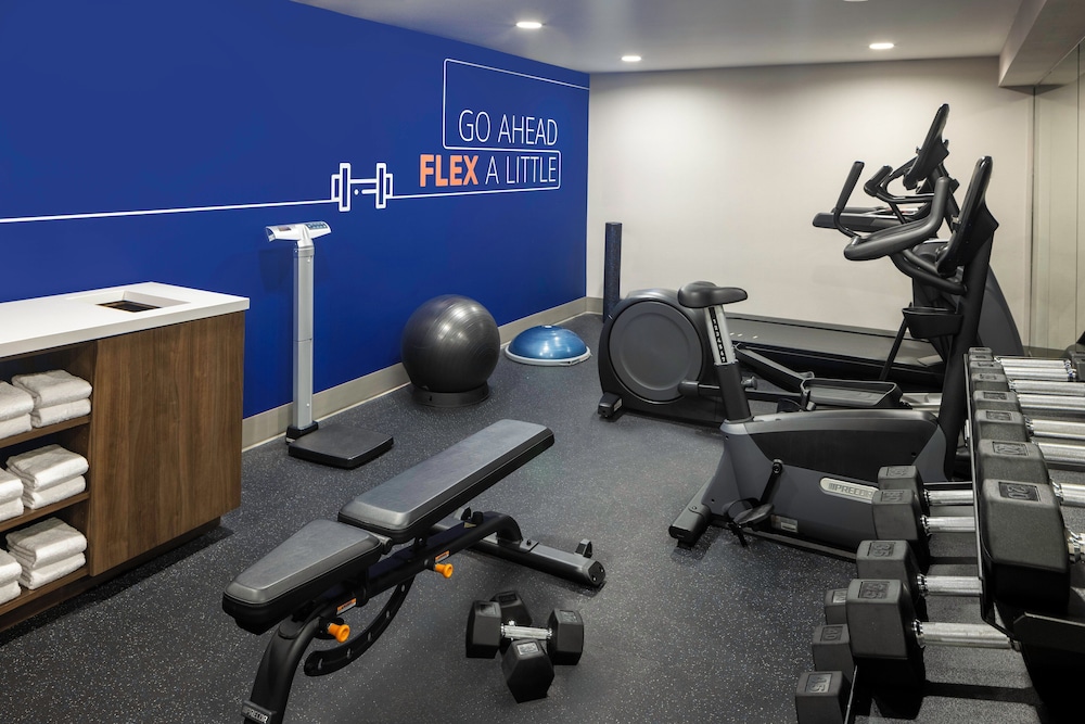Holiday Inn Express NYC Chelsea – NoMad Area by IHG — Sports & recreation in New York City, New York State