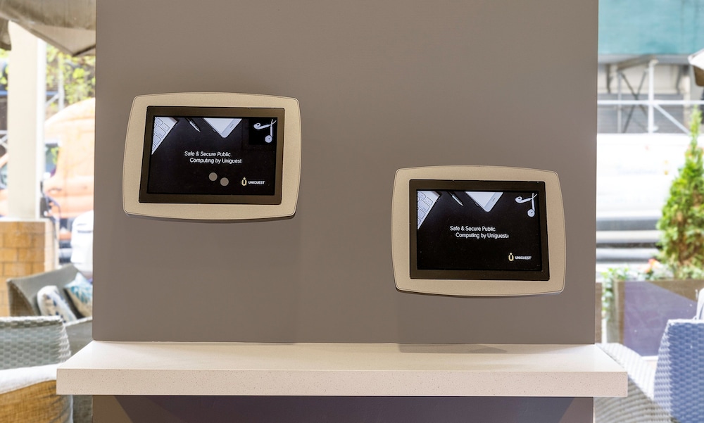 Holiday Inn Express NYC Chelsea – NoMad Area by IHG — Hotel building in New York City, New York State
