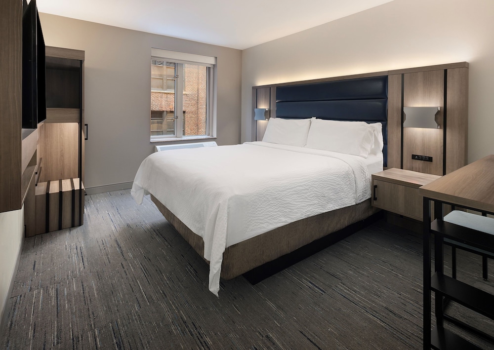 Holiday Inn Express NYC Chelsea – NoMad Area by IHG — Hotel rooms in New York City, New York State