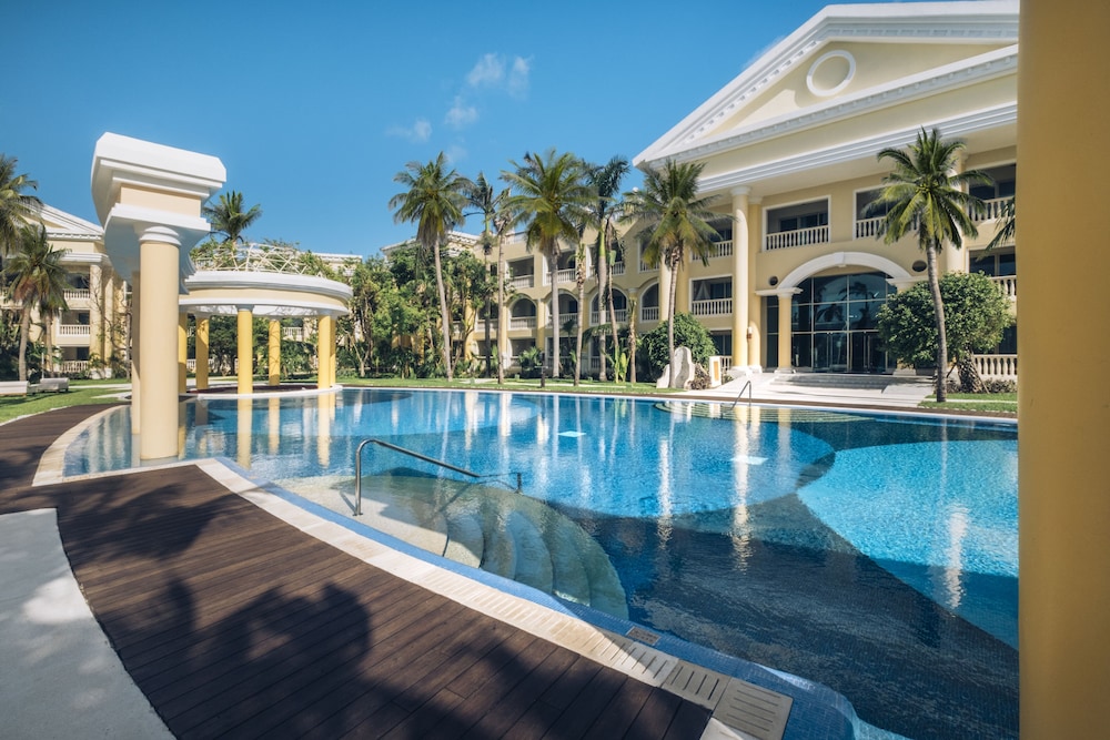 JOIA Paraíso by Iberostar - Adults Only - All Inclusive — Swimming pool in Playa del Carmen, Quintana Roo