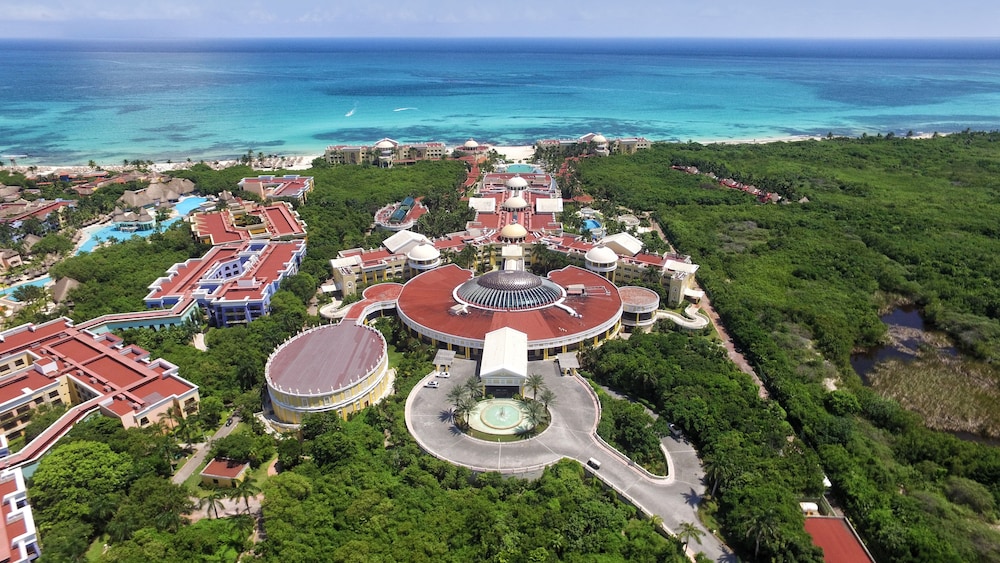 JOIA Paraíso by Iberostar - Adults Only - All Inclusive — Hotel building in Playa del Carmen, Quintana Roo