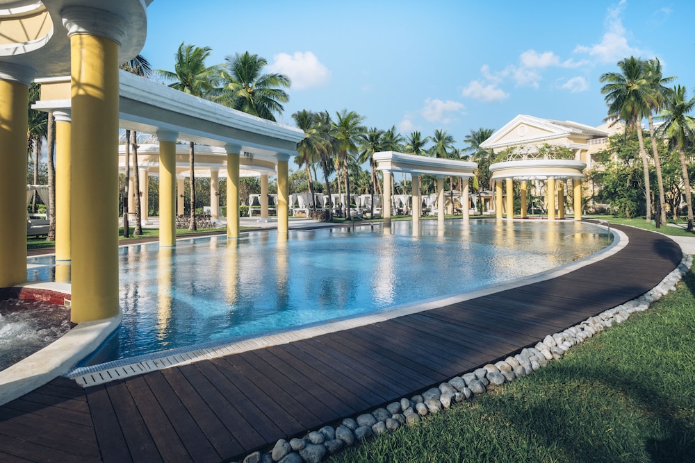 JOIA Paraíso by Iberostar - Adults Only - All Inclusive — Swimming pool in Playa del Carmen, Quintana Roo