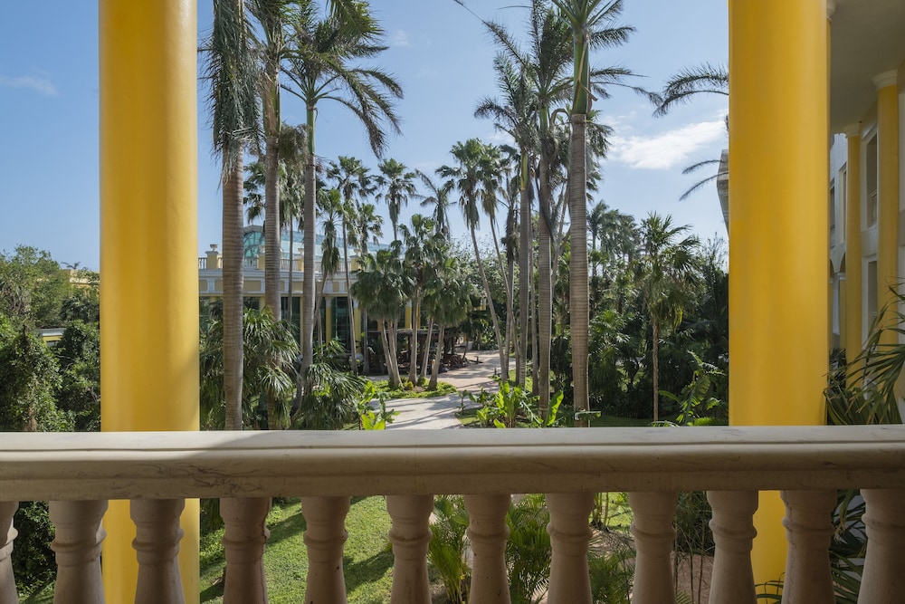 JOIA Paraíso by Iberostar - Adults Only - All Inclusive — Hotel building in Playa del Carmen, Quintana Roo