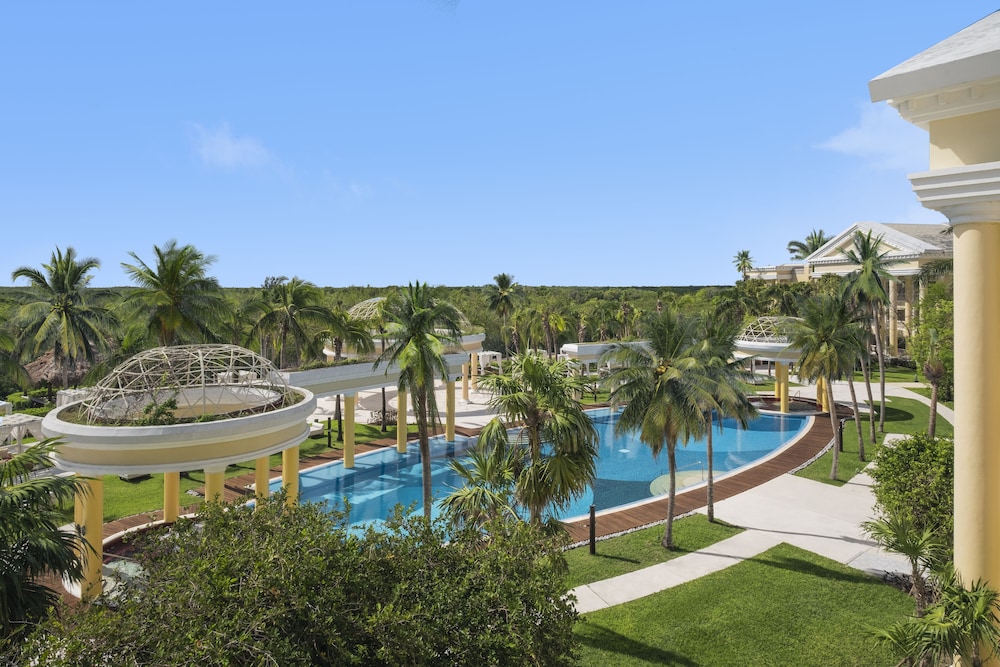 JOIA Paraíso by Iberostar - Adults Only - All Inclusive — Swimming pool in Playa del Carmen, Quintana Roo