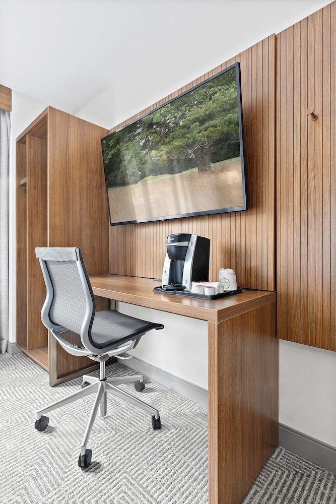 Holiday Inn Manhattan 6th Ave - Chelsea by IHG — Hotel rooms in New York City, New York State