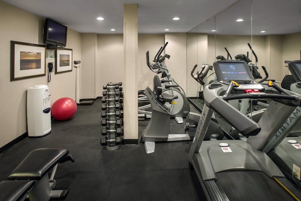 Holiday Inn Manhattan 6th Ave - Chelsea by IHG — Sports & recreation in New York City, New York State