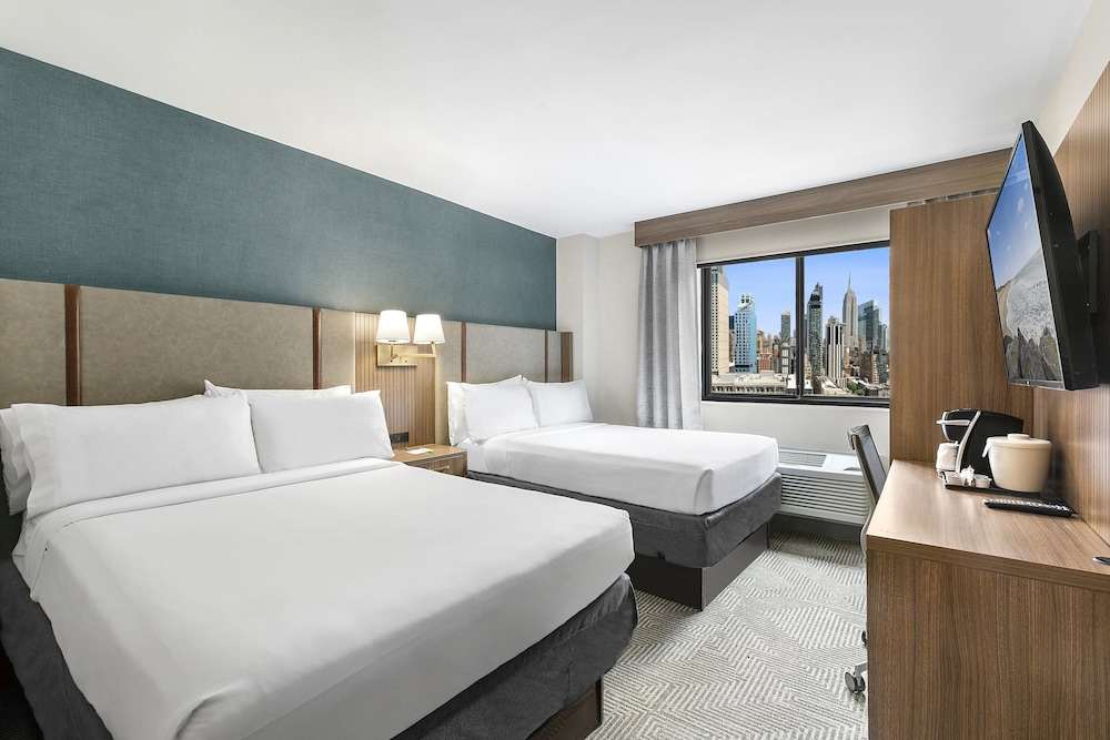 Holiday Inn Manhattan 6th Ave - Chelsea by IHG — Hotel rooms in New York City, New York State