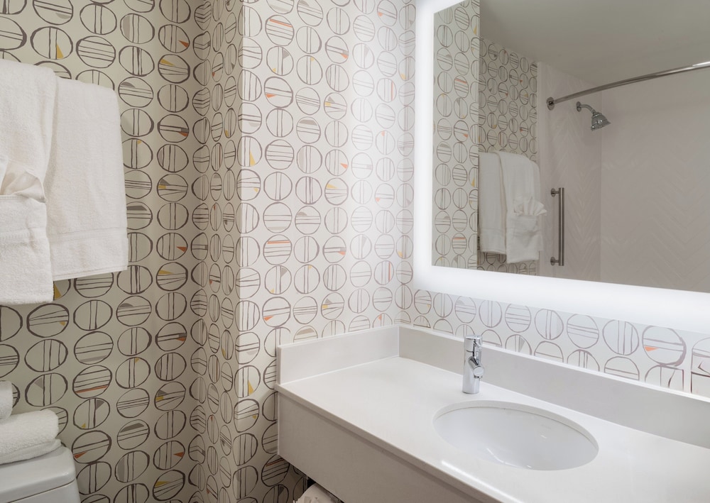 Holiday Inn New York City - Wall Street by IHG — Rooms in New York City, New York State